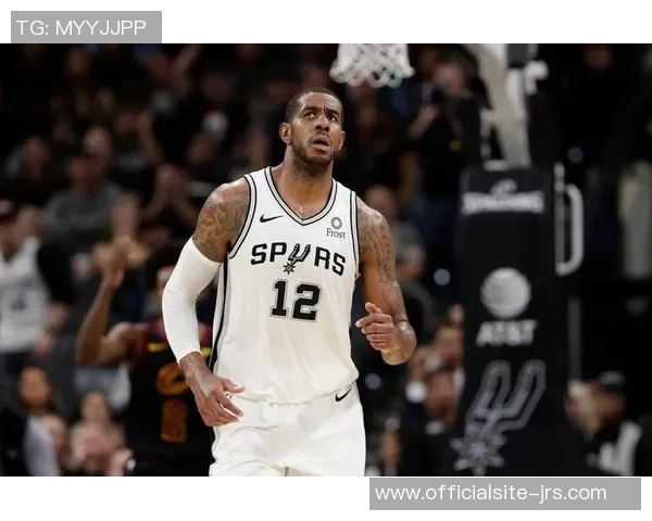 2017年季后赛马刺与灰熊激战回顾精彩瞬间与关键时刻分析 2017年季后赛马刺与灰熊激战回顾精彩瞬间与关键时刻分析