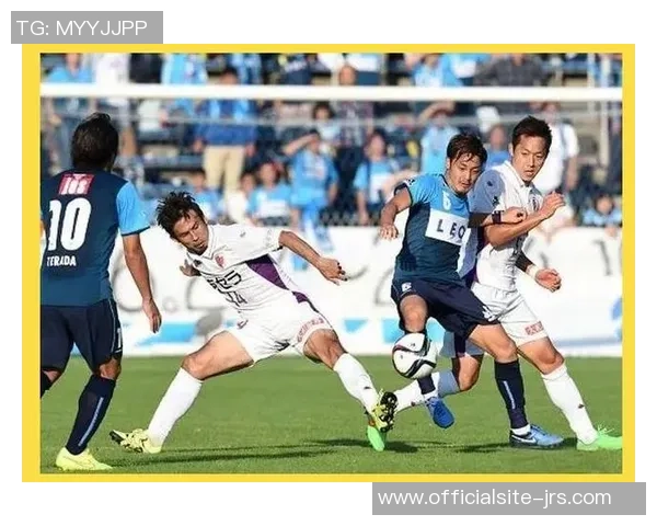 新泻天鹅与熊本深红的激烈对决展现足球魅力与团队精神的巅峰之战 新泻天鹅与熊本深红的激烈对决展现足球魅力与团队精神的巅峰之战